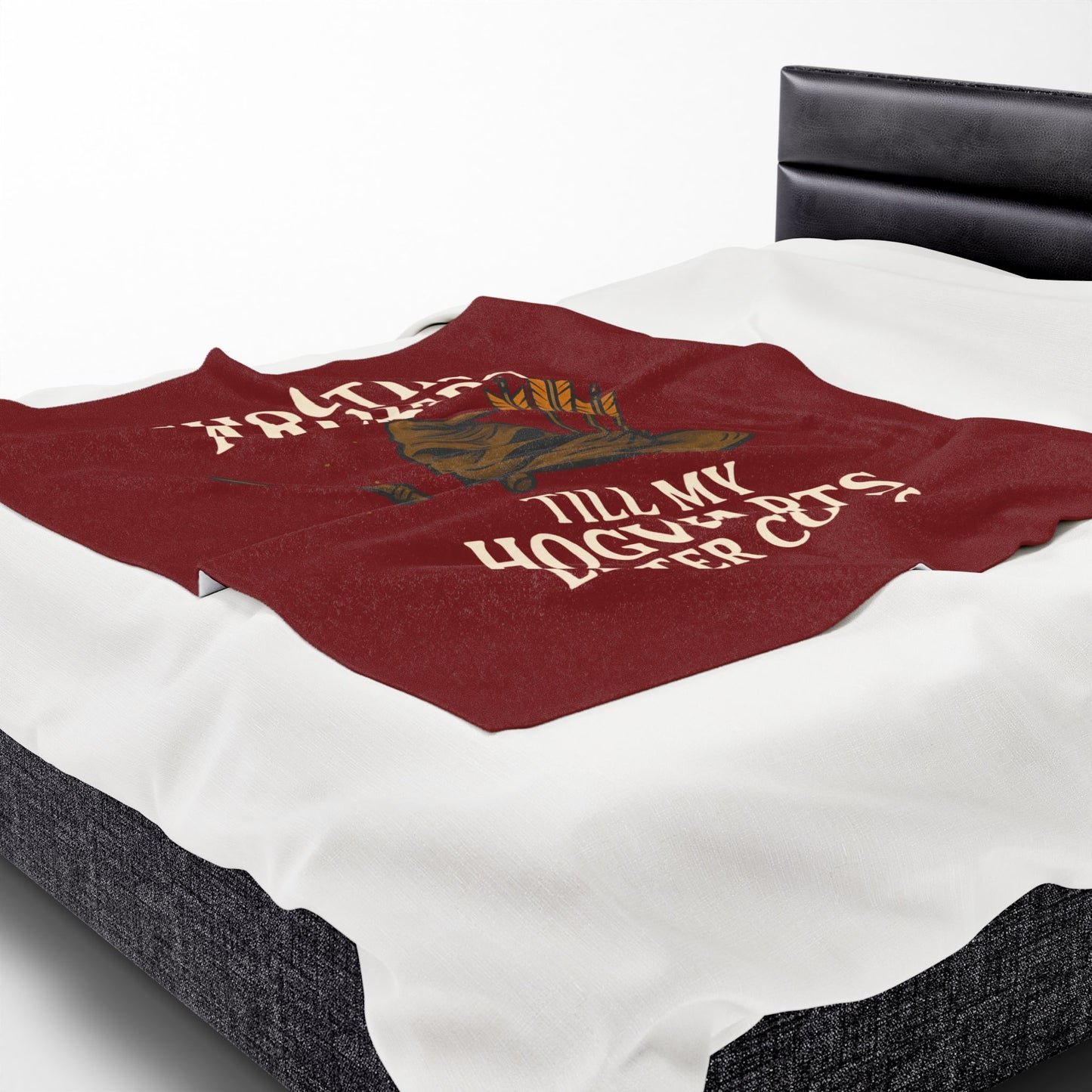 Hogwarts Themed Plush Blanket, Cozy Throw for Harry Potter Fans, Archery Enthusiast Gift, Warm Fleece for Movie Nights, Wizarding Decor