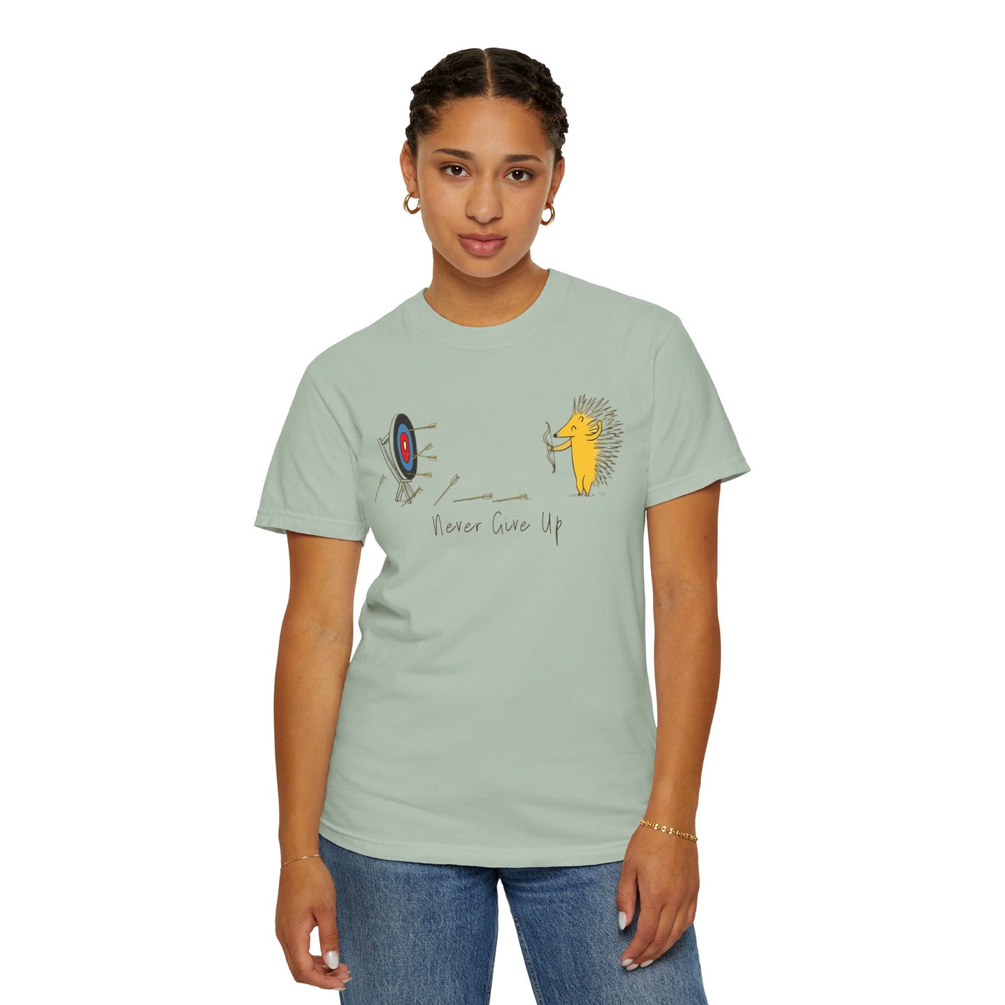 Motivational T-Shirt with Hedgehog Design, Unisex Graphic Tee, Gift for Friends, 'Never Give Up' Apparel, Perfect for Casual Wear, [...]