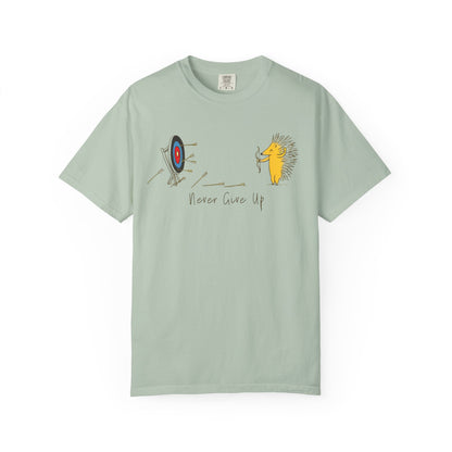 Motivational T-Shirt with Hedgehog Design, Unisex Graphic Tee, Gift for Friends, 'Never Give Up' Apparel, Perfect for Casual Wear, [...]