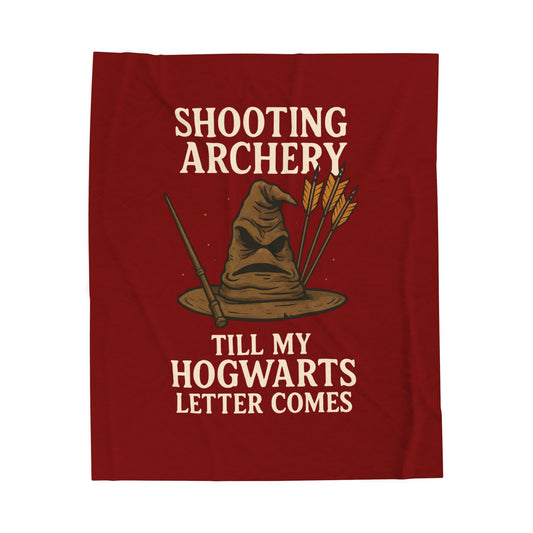 Hogwarts Themed Plush Blanket, Cozy Throw for Harry Potter Fans, Archery Enthusiast Gift, Warm Fleece for Movie Nights, Wizarding Decor