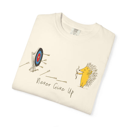 Motivational T-Shirt with Hedgehog Design, Unisex Graphic Tee, Gift for Friends, 'Never Give Up' Apparel, Perfect for Casual Wear, [...]