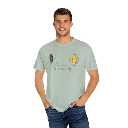 Motivational T-Shirt with Hedgehog Design, Unisex Graphic Tee, Gift for Friends, 'Never Give Up' Apparel, Perfect for Casual Wear, [...]