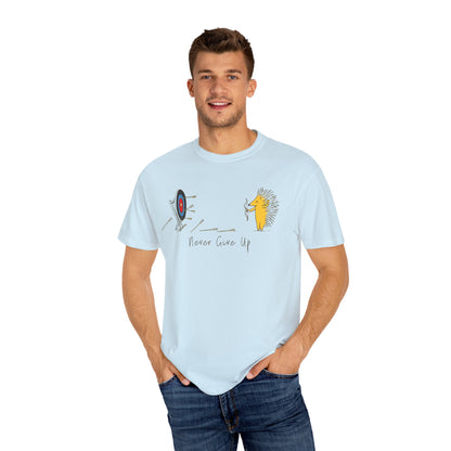 Motivational T-Shirt with Hedgehog Design, Unisex Graphic Tee, Gift for Friends, 'Never Give Up' Apparel, Perfect for Casual Wear, [...]